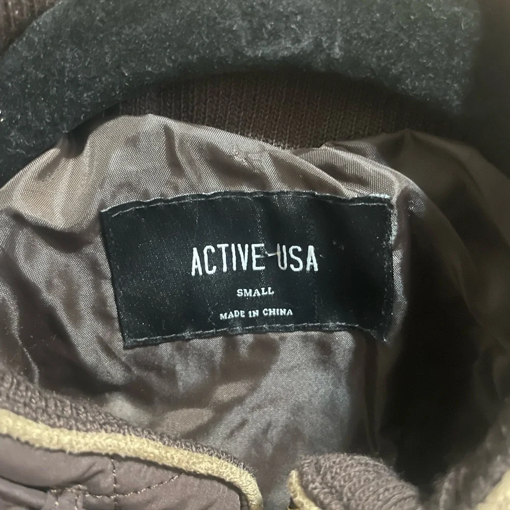 🤎🤎 Quilted Jacket - Picture 4 of 5